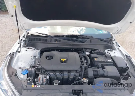 2021 Kia Forte Lxs z USA, uszkodzony, nr VIN 3KPF24ADXME343876